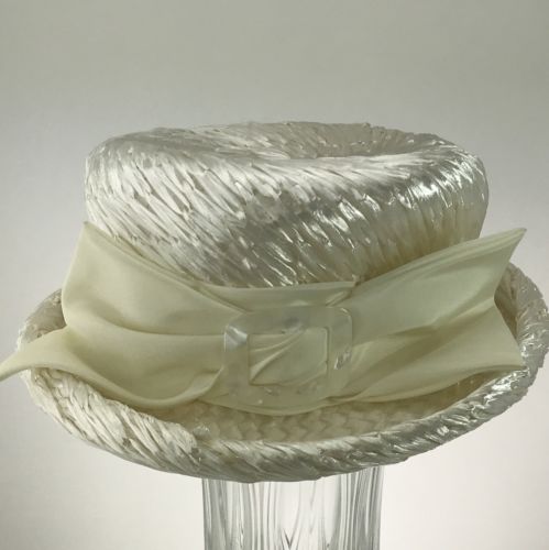 Vintage WHITE HAT Women's Big Bow Woven Straw Brim Pillbox Dress Ladies One Size - Blue Plum Collections