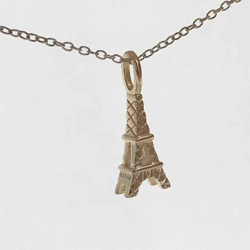 Edward Achour Paris Eiffel Tower Detail Necklace in Metallic | Lyst
